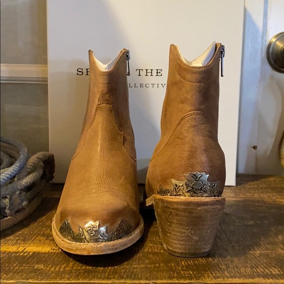 🔥NEW🔥 Spell and the Gypsy Sugar Skull Boots - Picture 3 of 8